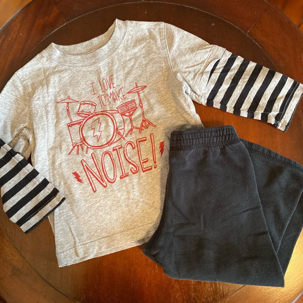 🧩 3/$20 Circo Set long sleeve striped shirt black pull on pants Size 2T